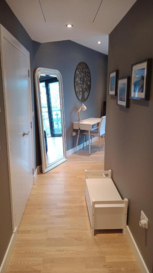 Kings Wharf Quay29 - Large Studio Apartment With 3 Pools - Gym - Rock Views - Holiday And Short Let Apartments In Gibraltar Buitenkant foto
